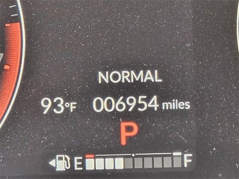 Used 2025 Honda CR-V EX-L image 27