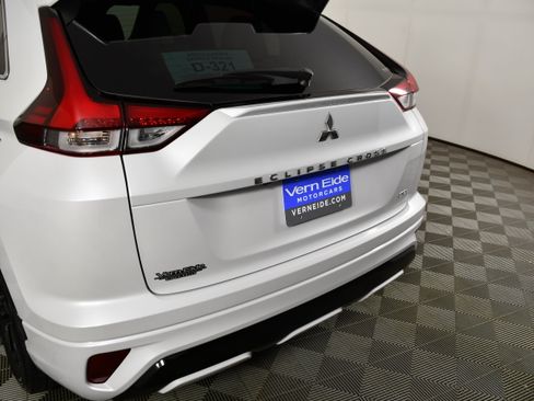 Used 2023 Mitsubishi Eclipse Cross SEL AWD/4WD image 15