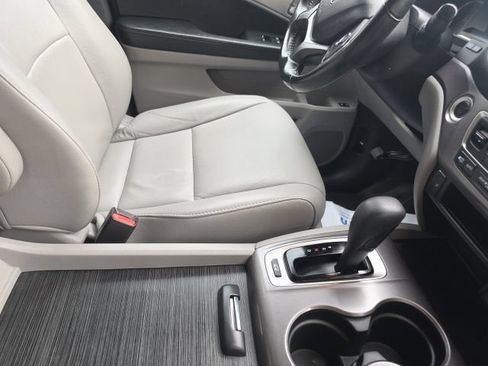 Used 2020 Honda Pilot EX-L image 12