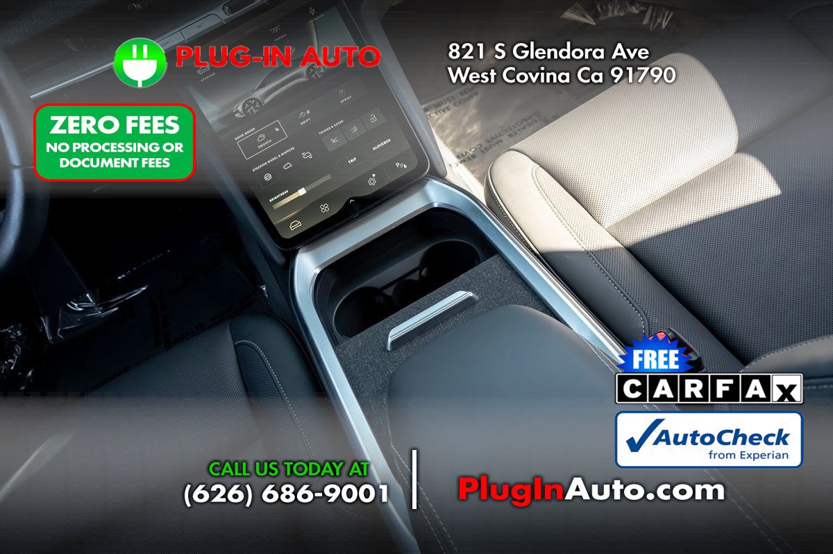 Used 2025 Lucid Air Pure RWD image 15