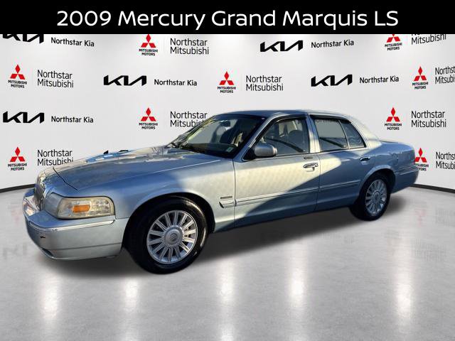 Used 2009 Mercury Grand Marquis LS RWD image 2