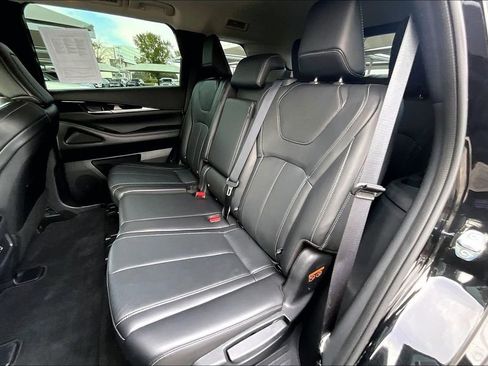 Certified 2025 INFINITI QX60 Pure image 39