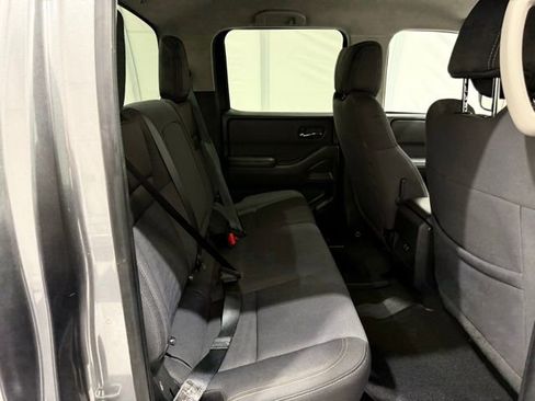 Used 2023 Nissan Frontier SV image 22
