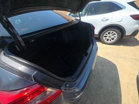 Used 2019 Honda Accord EX image 18