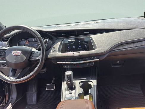 Used 2019 Cadillac XT4 Sport AWD/4WD image 13