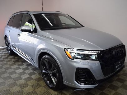 New 2025 Audi Q7 3.0T Prestige