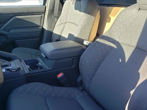 New 2026 Toyota Tacoma SR AWD/4WD image 16