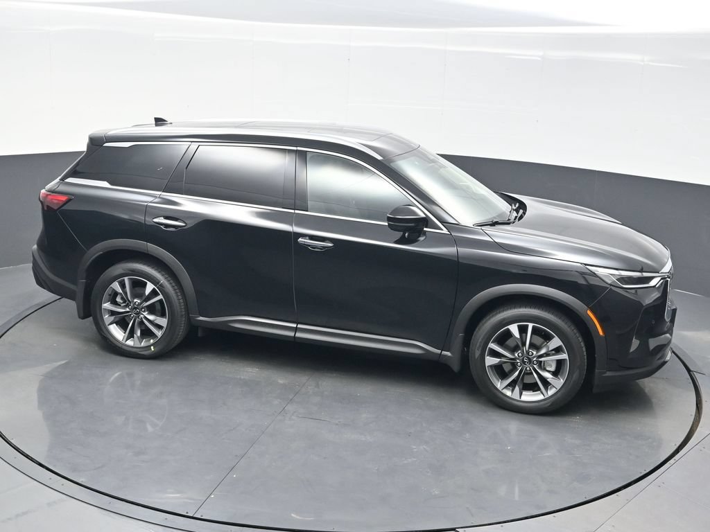Certified 2025 INFINITI QX60 Luxe w/ Vision Package AWD/4WD image 46