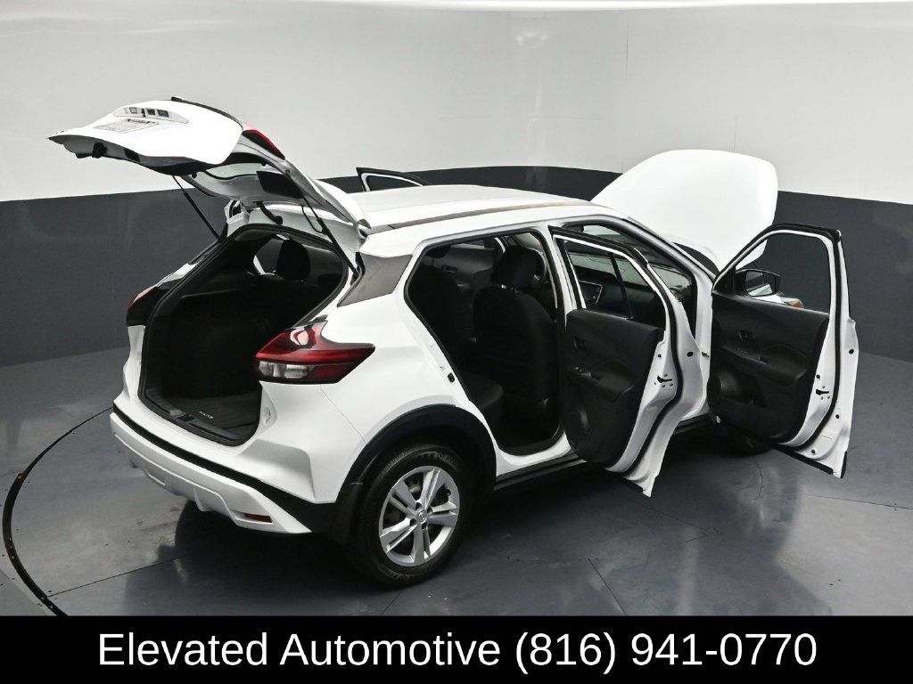 Used 2023 Nissan Kicks S FWD image 30