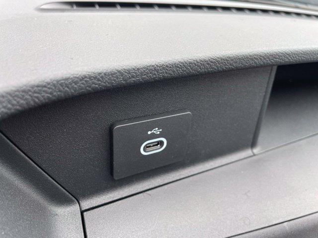 New 2026 Ford Transit 150 148 Medium Roof AWD image 26