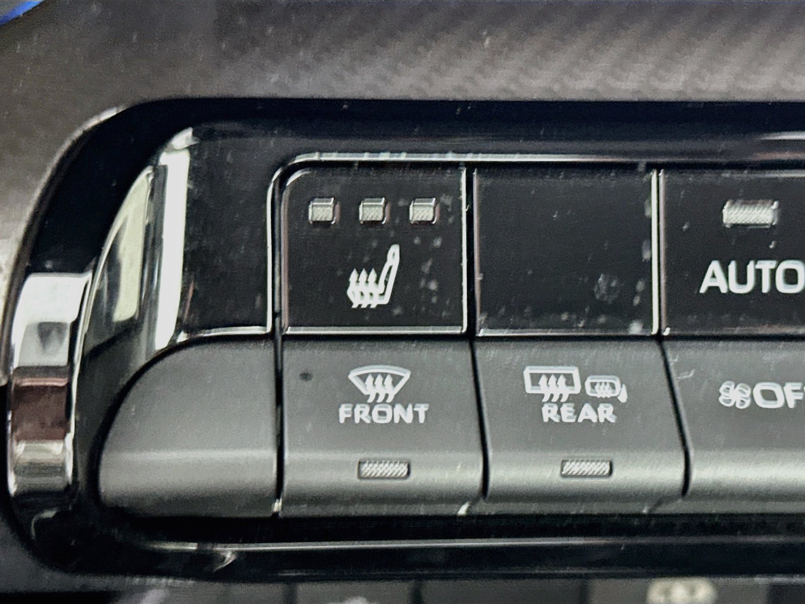 Used 2023 Toyota Prius XLE AWD/4WD image 20