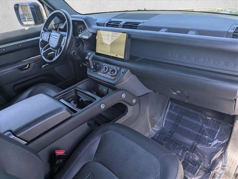 Used 2022 Land Rover Defender 90 X-Dynamic HSE AWD/4WD image 20