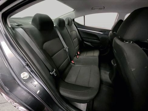 Used 2020 Hyundai Elantra SE w/ Cargo Package (C1) image 26
