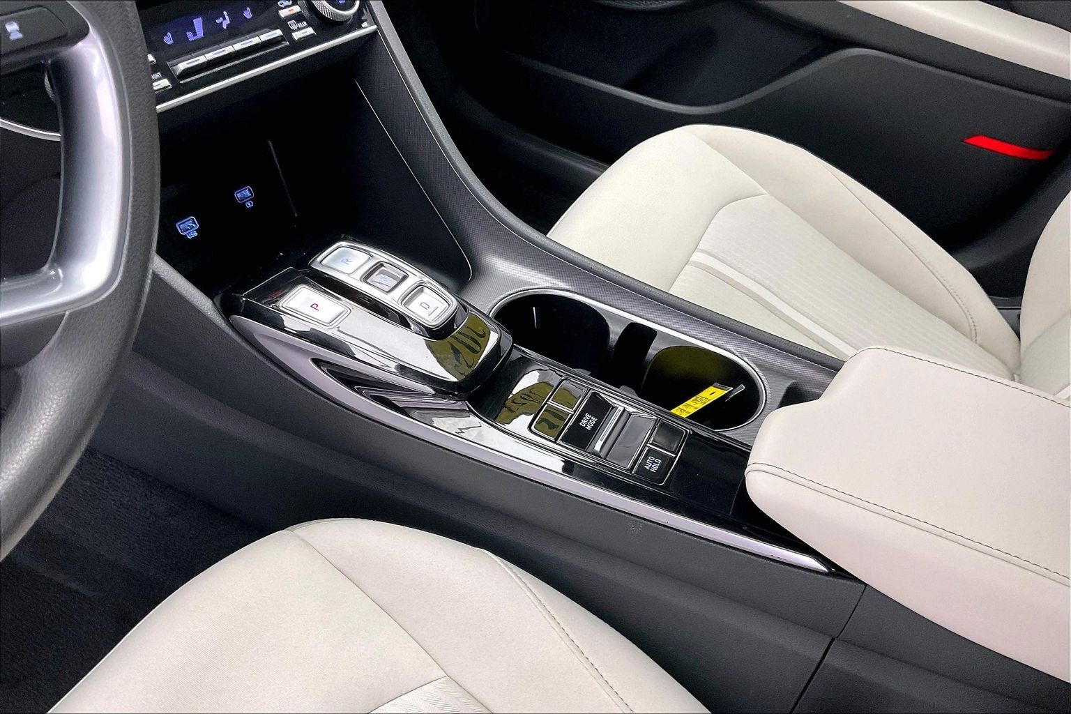 Used 2023 Hyundai Sonata SEL w/ Cargo Package FWD image 16