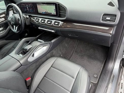 Used 2020 Mercedes-Benz GLE 350 4MATIC w/ Premium Package image 15