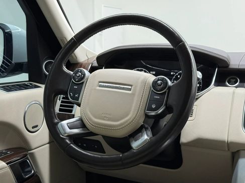 Used 2017 Land Rover Range Rover HSE image 34