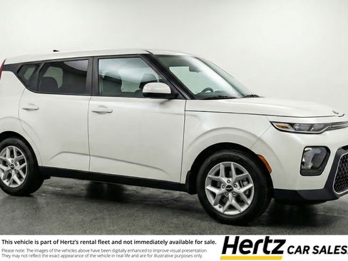 Used 2025 Kia Soul LX w/ LX Technology Package image 1