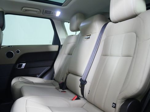 Used 2022 Land Rover Range Rover Sport HSE Silver Edition image 17