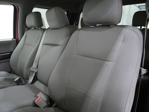 Used 2016 Ford F150 XLT AWD/4WD image 12