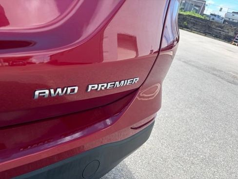Used 2023 Chevrolet Equinox Premier AWD/4WD image 27