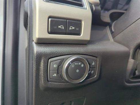 Used 2021 Ford F250 Lariat w/ Lariat Value Package image 25