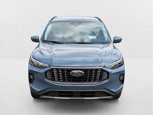 New 2025 Ford Escape SE w/ PHEV Premium Package image 5