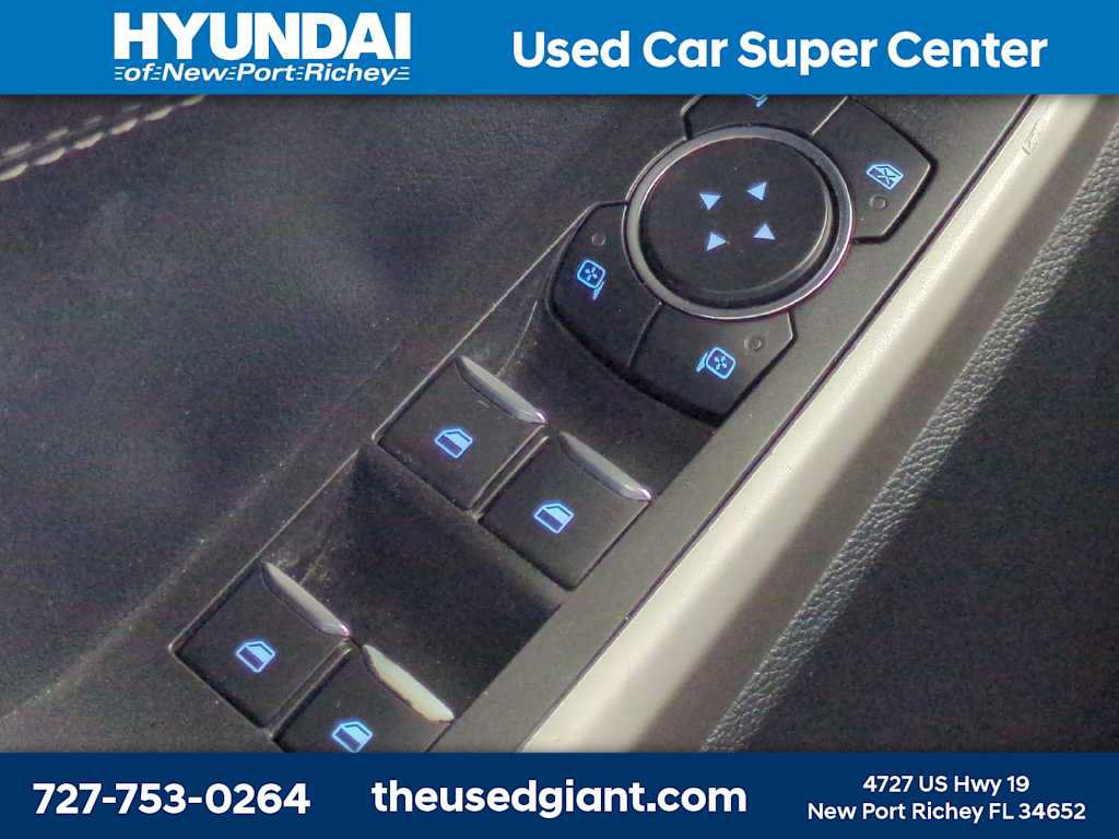 Used 2022 Ford Explorer Limited w/ Equipment Group 301A RWD image 29