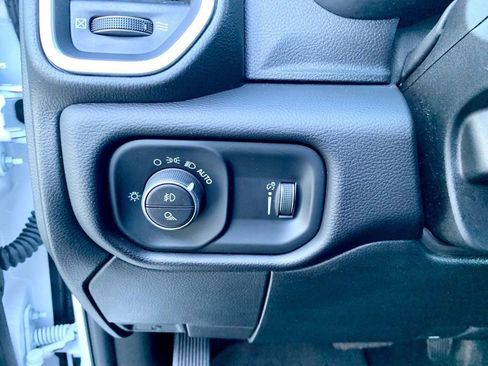 Used 2025 RAM 2500 Big Horn image 29