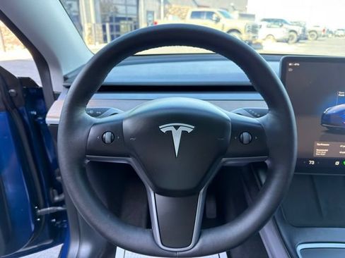 Used 2024 Tesla Model Y 2WD image 14