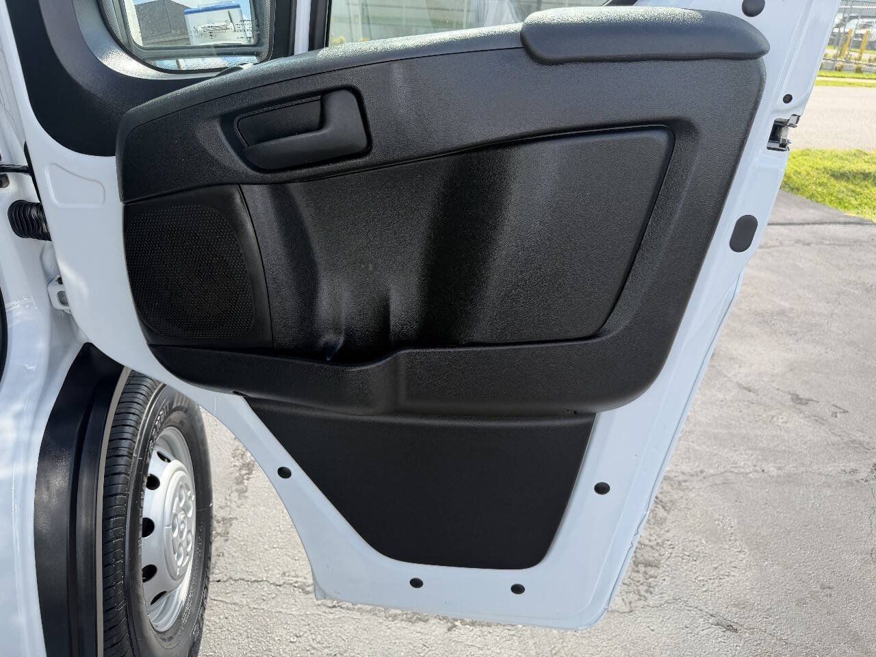 Used 2023 RAM ProMaster 3500 w/ Lane Management Group FWD image 19
