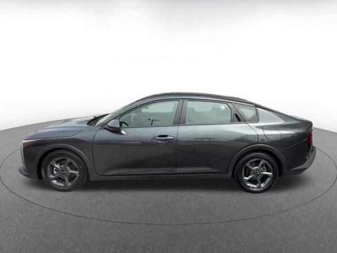 Used 2025 Kia K4 LXS image 9