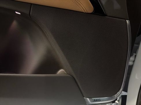 Certified 2026 Cadillac Escalade Luxury w/ LPO, Floor Liner Package RWD image 15