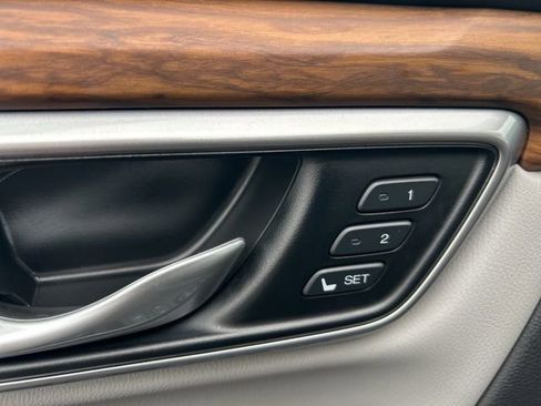 Used 2021 Honda CR-V EX-L image 17