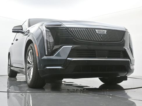 New 2026 Cadillac Escalade IQ Sport 1 w/ LPO, Floor Liner Package image 22