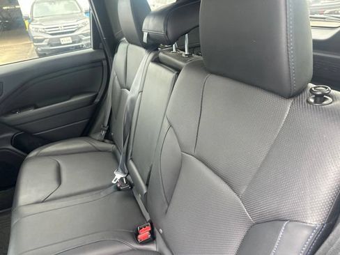 Used 2025 Subaru Forester Limited AWD/4WD image 8
