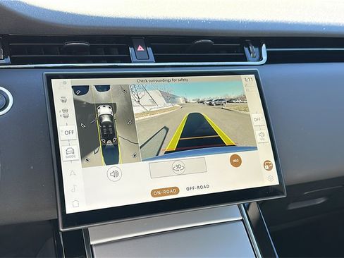 Certified 2025 Land Rover Range Rover Evoque S image 17