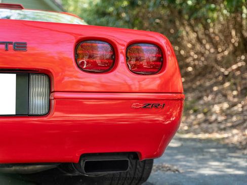 Used 1994 Chevrolet Corvette ZR1 RWD image 55