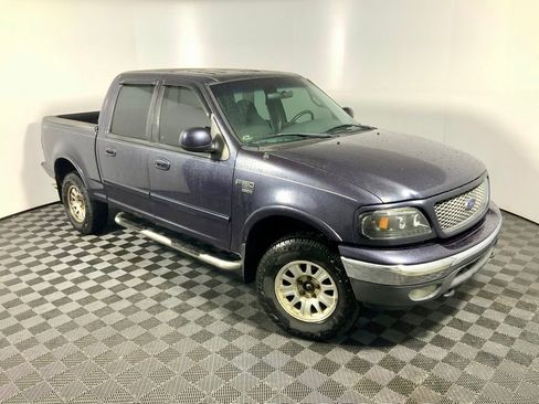 Used 2001 Ford F150 XLT image 2