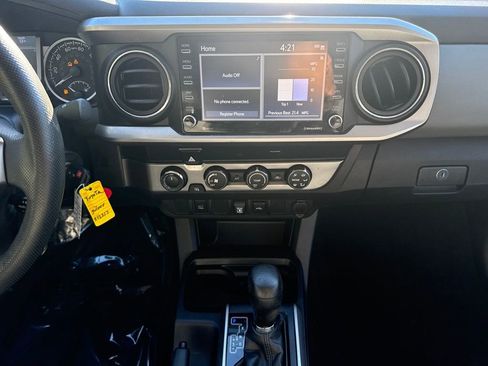 Used 2020 Toyota Tacoma SR5 image 17