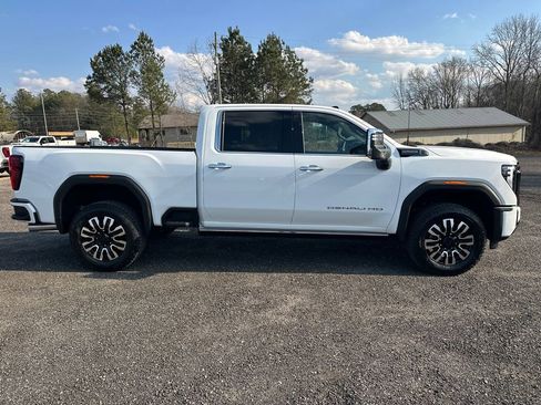 New 2026 GMC Sierra 2500 Denali Ultimate image 5