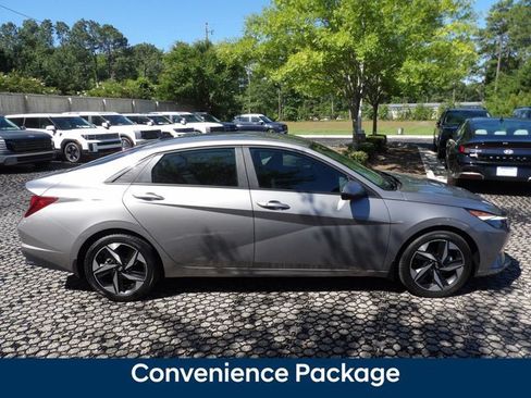 Certified 2023 Hyundai Elantra SEL w/ Convenience Package FWD image 7