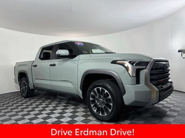 Used 2024 Toyota Tundra Limited w/ Power Package AWD/4WD image 1