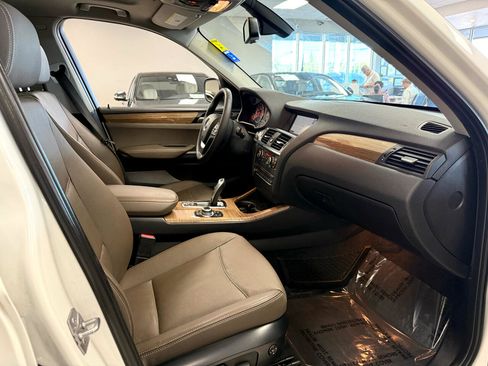 Used 2011 BMW X3 xDrive35i image 25