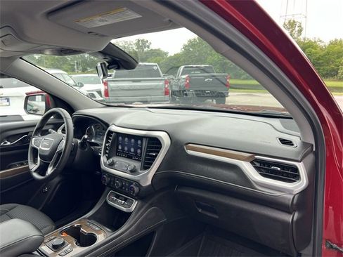 Used 2023 GMC Acadia SLE w/ Driver Convenience Package image 25