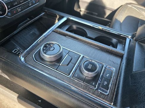 Used 2018 Ford Expedition Limited w/ Equipment Group 302A image 15