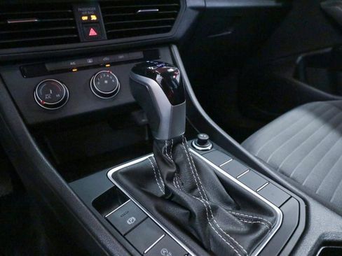 Used 2024 Volkswagen Jetta S image 18