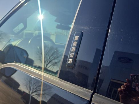 Used 2020 Ford F150 XLT w/ Equipment Group 302A Luxury image 11