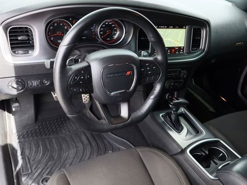 Used 2022 Dodge Charger Scat Pack w/ Dynamics Package image 10