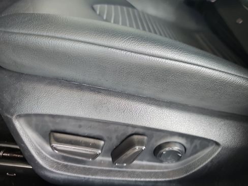 Used 2024 Toyota Camry SE FWD image 6