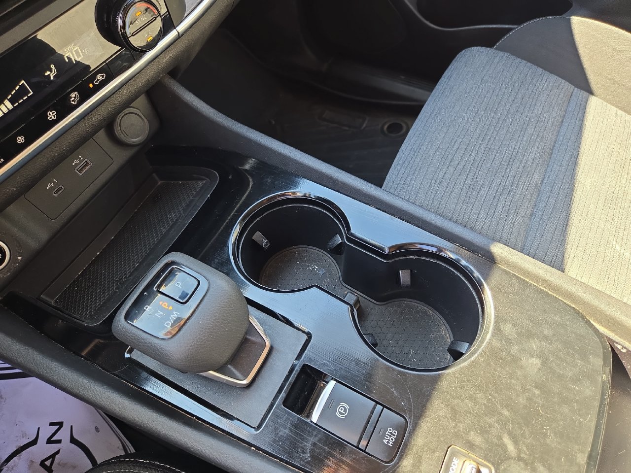 Used 2023 Nissan Rogue SV FWD image 15